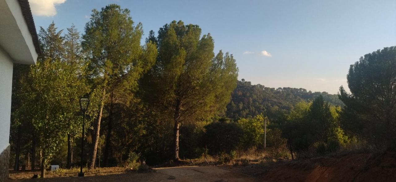 コルドバ Bonita Casa Blanca En El Bosque.ヴィラ エクステリア 写真